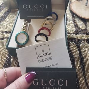 Gucci bangle watch, 6 color faces